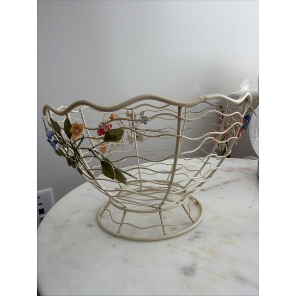 Pfaltzgraff Metal Wire Fruit Basket Floral Painted Cottagecore Vintage Kitchen - Picture 2 of 9